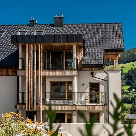 Almadel - Appartementhaus In Schladming-dachstein 아파트