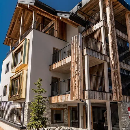 Almadel - Appartementhaus In Schladming-dachstein 아파트 *