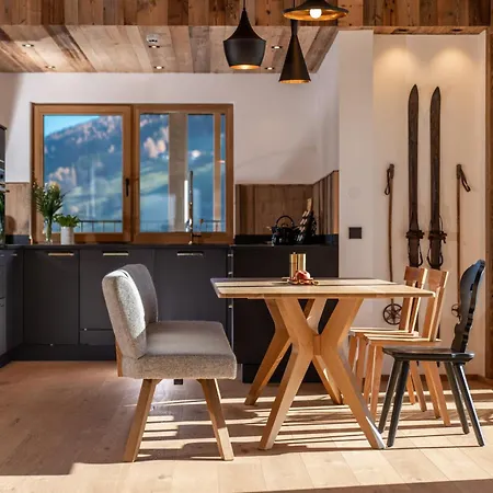 Almadel - Appartementhaus In Schladming-dachstein 아파트