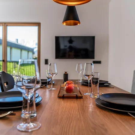 Almadel - Appartementhaus In Schladming-dachstein 아파트